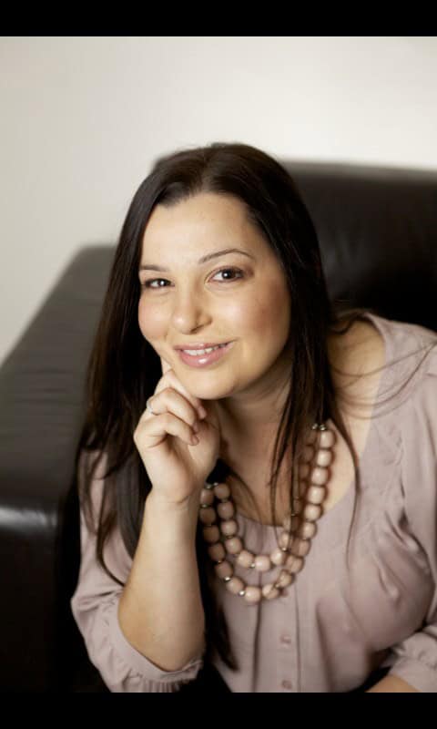 Woman with cleft lip and palate who received surgical treatment as a baby
