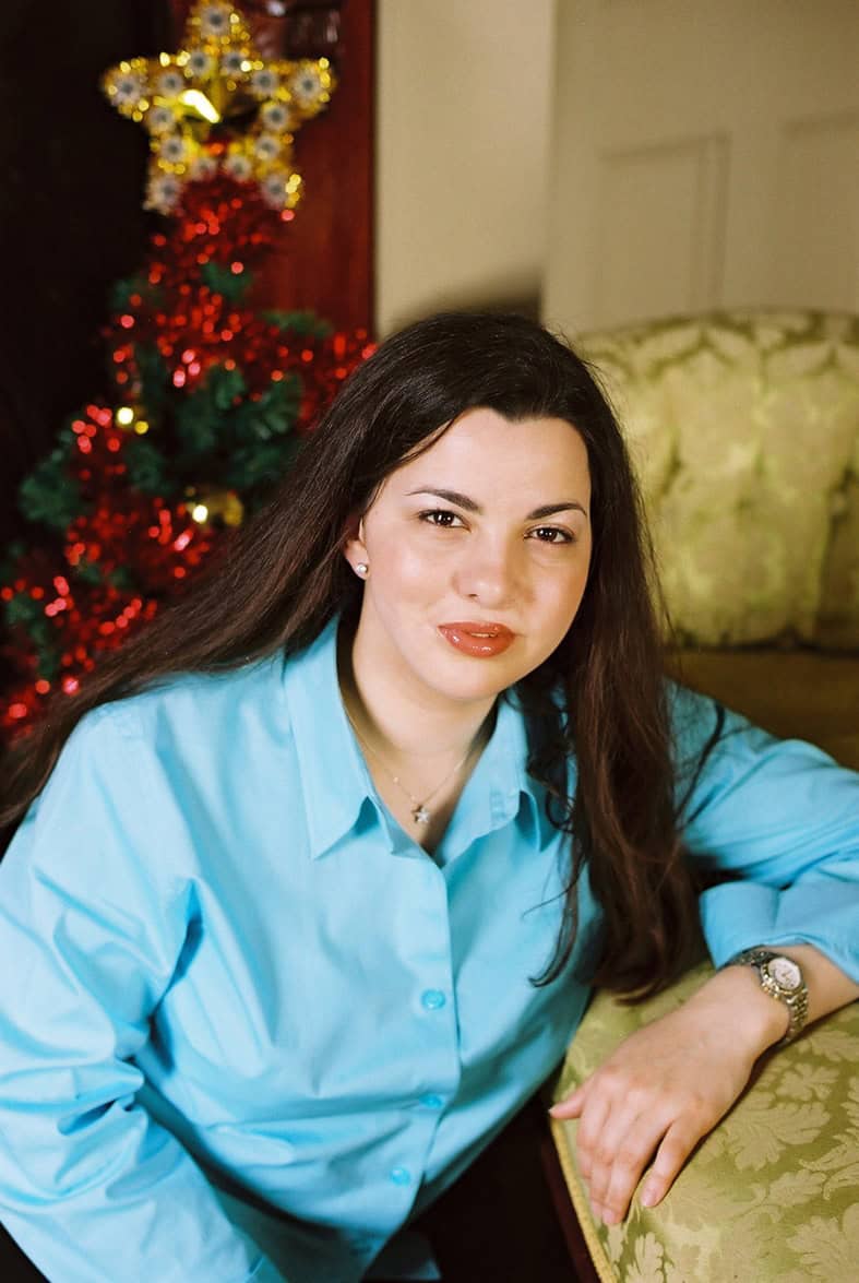Woman with cleft lip and palate and Goldenhar syndrome in the 2000s